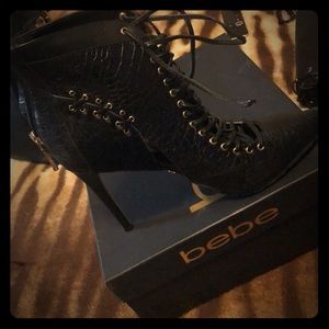 Bebe boots